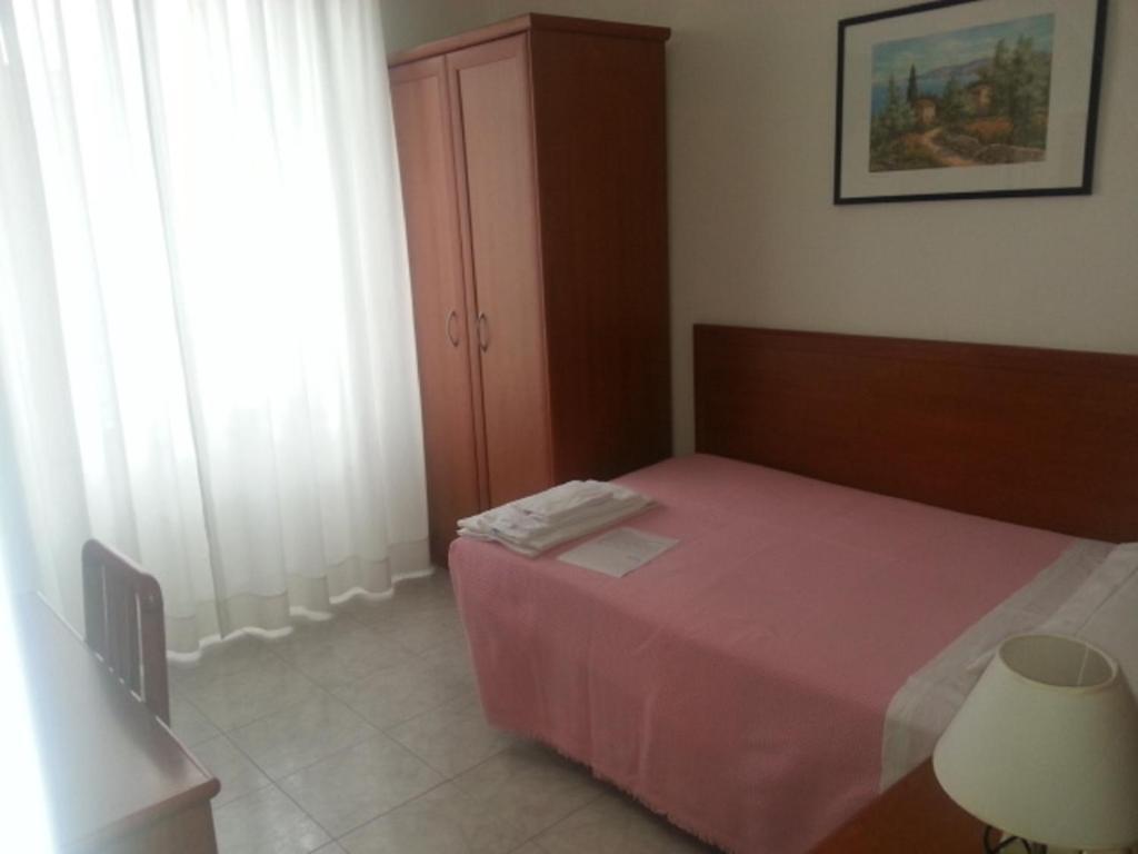 Hotel Villa Delle Fonti Риоло Терме Стая снимка