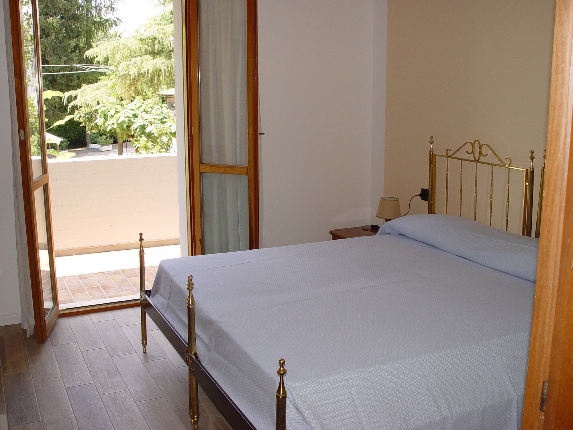 Hotel Villa Delle Fonti Риоло Терме Екстериор снимка